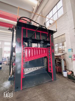 Αγορά Η εύκολη μηχανή κουράς κοπής παλιοσίδερου ελέγχου προσαρμόζει την τάση online manufacture