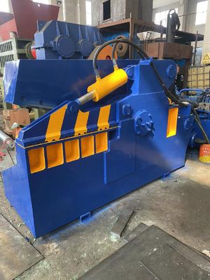 Αγορά Χ-13 η τέμνουσα μηχανή 45KW παλιοσίδερου λεπίδων προσαρμόζει το χρώμα online manufacture