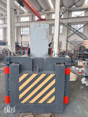 Αγορά 200T υδραυλικό παλτό μεταλλικών παλτών / μηχανή παλτών ανακύκλωσης μετάλλων με έλεγχο Plc online manufacture